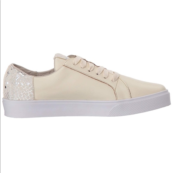 Ivory Contrast Snake Textured Lace Up Sneakers - Picture 3 of 4